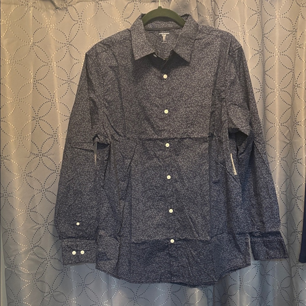 Amazon Essentials Navy and White Leaf Pattern Shirt